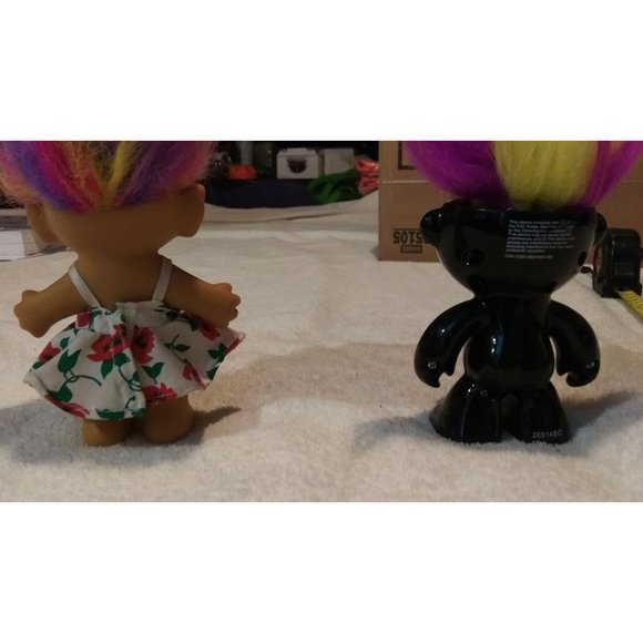 Vintage Troll Dolls, Girl Roses Dress And Gloss Black Dancing battery operated - Picture 4 of 9